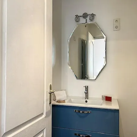 Maison Montreuil Yourhosthelper